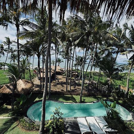 Uma Pantai Seseh Hotel Canggu  Exterior photo