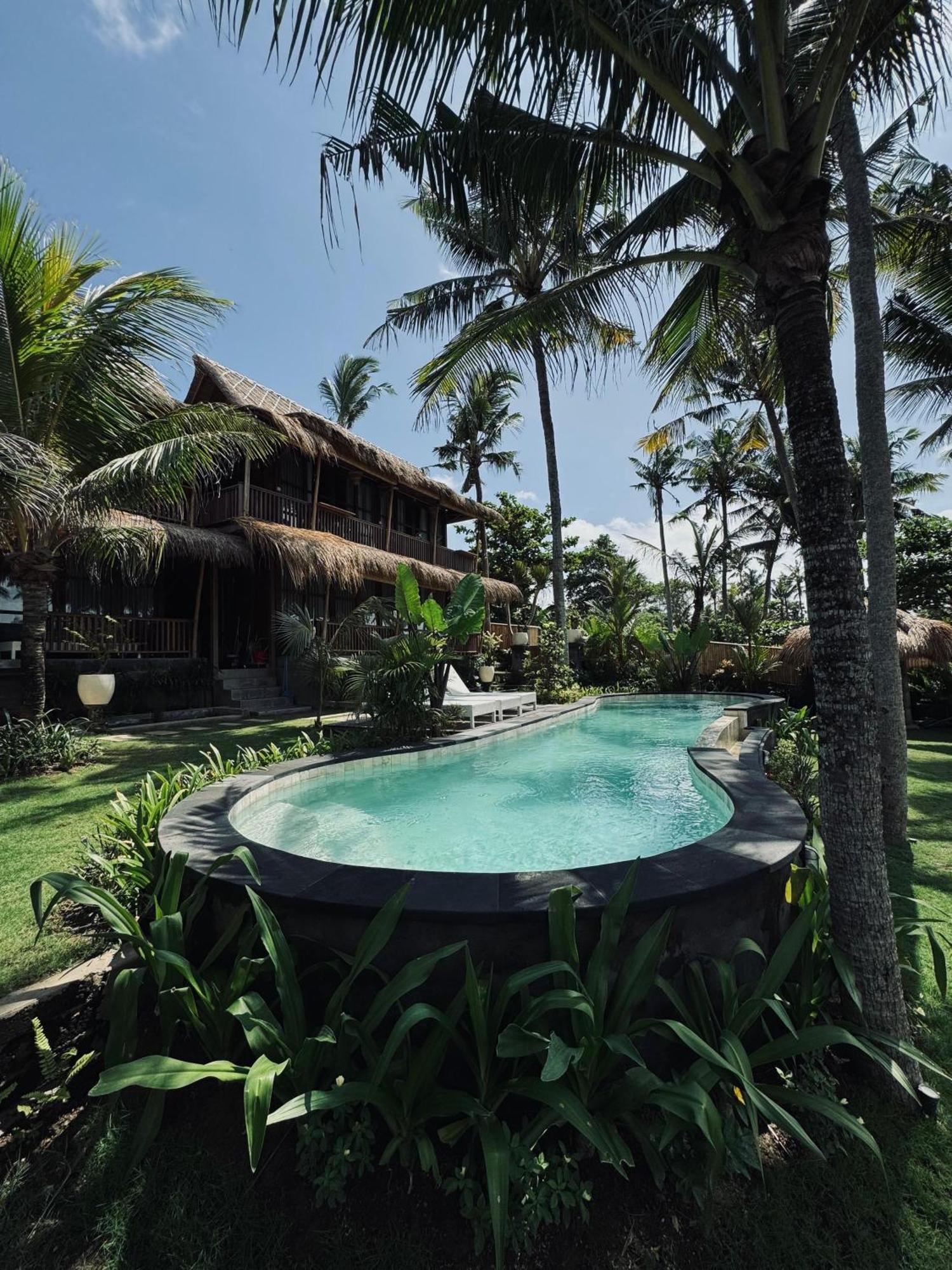 Uma Pantai Seseh Hotel Canggu  Exterior photo